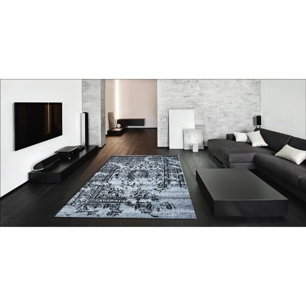 Jaime Gray/Black Area Rug - 5' x 7'