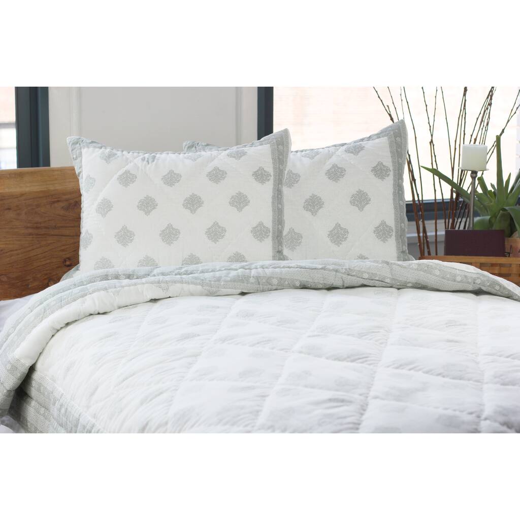 Cotton Veil Collection Hand blocked Medallion Quilt Set