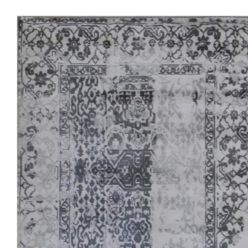 Handmade Distressed Silk Rug (India) - 2'6 x 10'