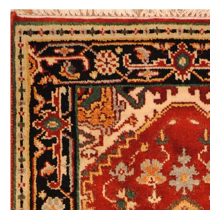 Handmade Serapi Wool Rug (India) - 2'4 x 4'