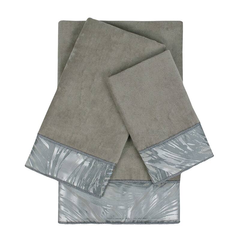 Sherry Kline Cynthaina Grey 3-piece Embelished Towel Set