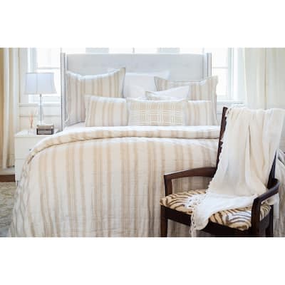 Nirav Hand Stitched Cream/ Tan Cotton Quilt (Shams Not Included)