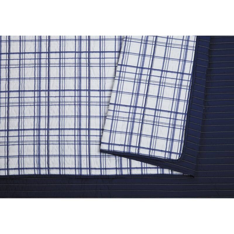 Urban Playground Marquis Navy Quilt Set