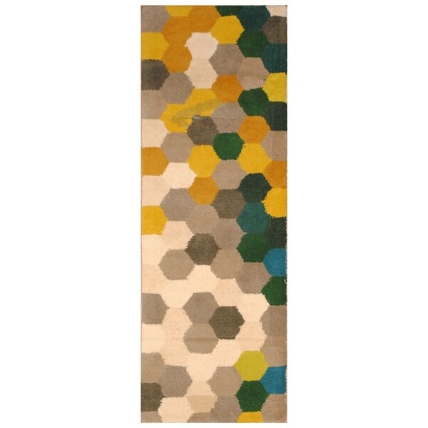 Handmade Tibetan Wool Rug (India) - 2' x 5'7