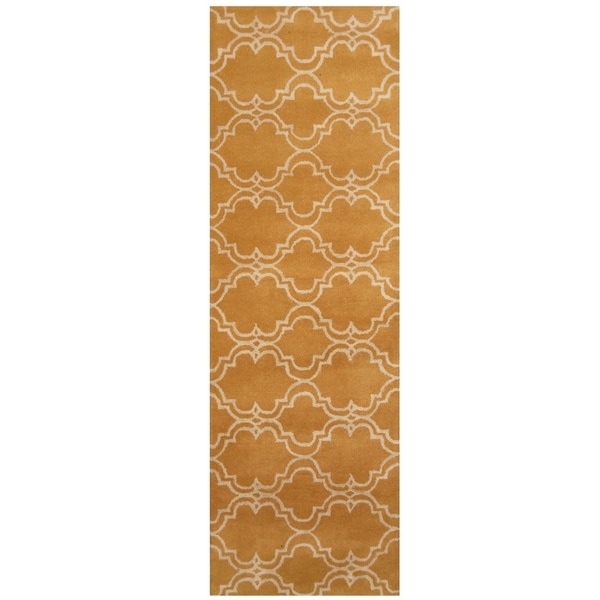 Handmade Trellis Wool Rug (India) - 2'6 x 8'