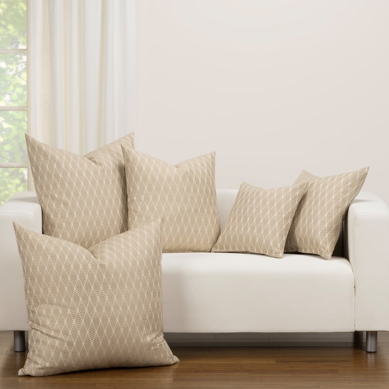 F Scott Fitzgerald L'Opera Stardust Accent Throw Pillow