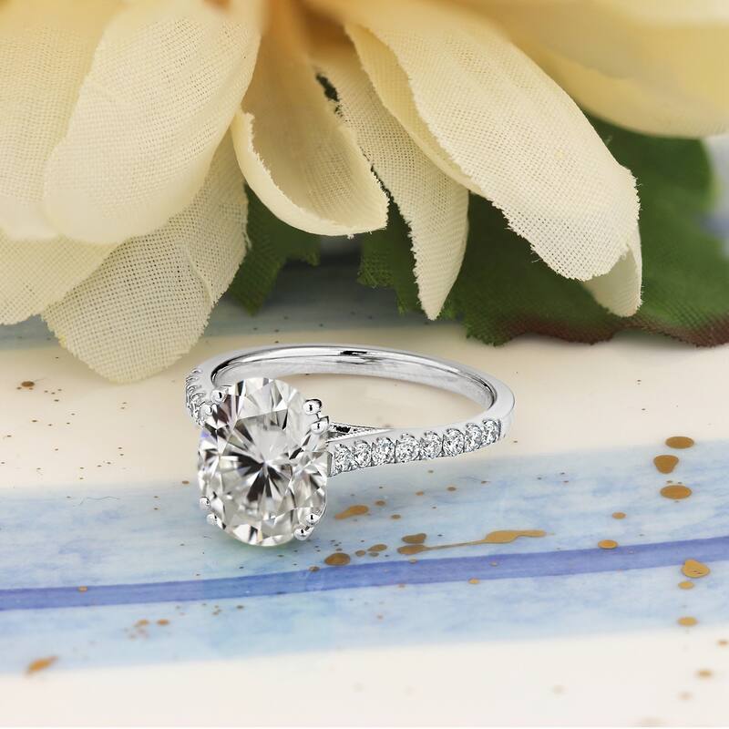 Auriya 14k Gold 2 1/4ct Oval Moissanite and Diamond Engagement Ring 1/4cttw