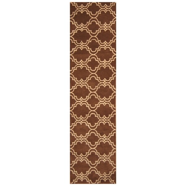 Handmade Trellis Wool Rug (India) - 2'6 x 10'