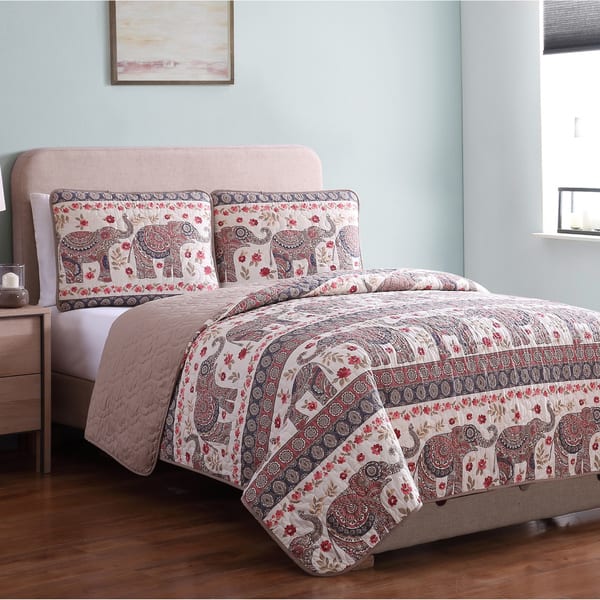 Shop Porch Den Lafollett Elephant Print Quilt Set On Sale