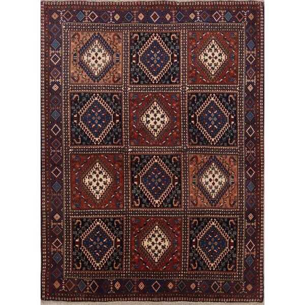 Traditional South-West Yalameh Hand Knotted Shiraz Persian Area Rug - 6'8" x 4'11"