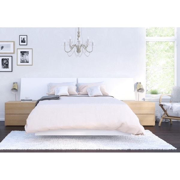 Nexera Esker 4 Piece Bedroom Set, Natural Maple and White