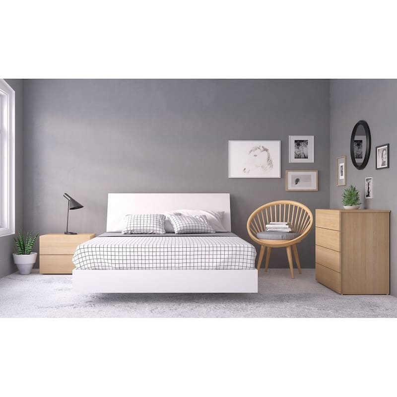 Nexera Esker 4 Piece Bedroom Set, Natural Maple and White - Queen