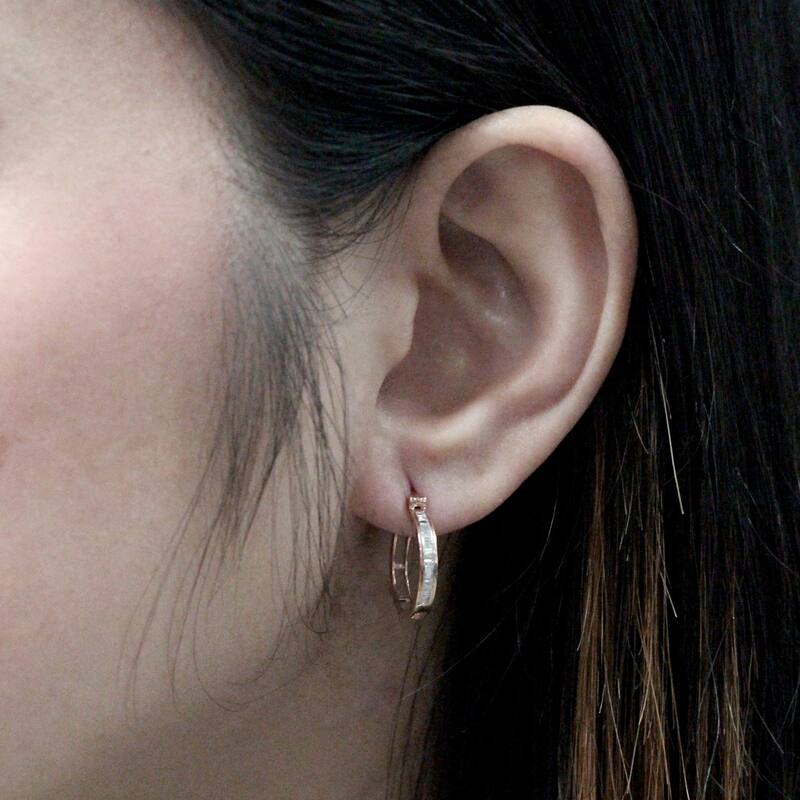 Auriya 1/6ctw Ultra-Petite Baguette Diamond Hoop Earrings 10K Gold - 0.68-inch (H-I, I1-I2)