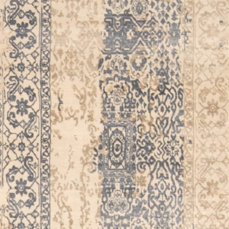 Handmade Distressed Silk Rug (India) - 2'6 x 10'