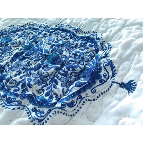 blue and white quilt