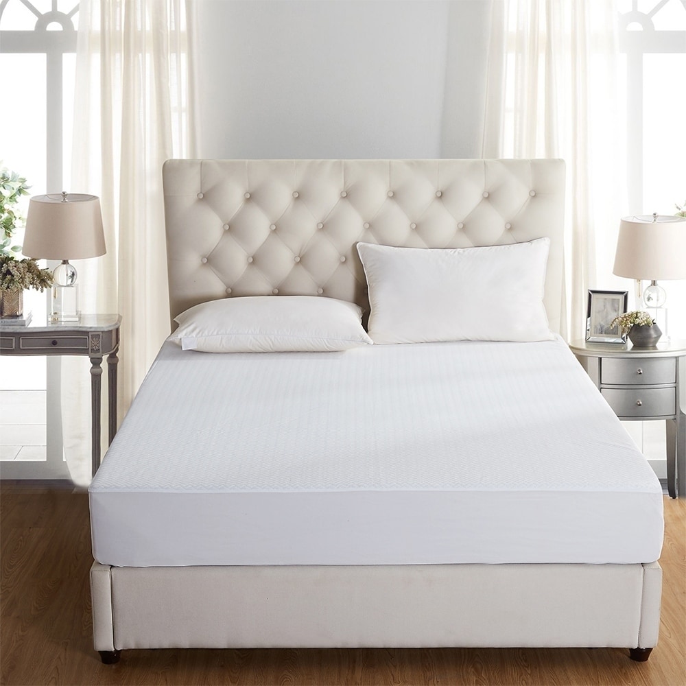 3 Layer Quilted Waterproof Mattress Pad Hypoallergenic Protector Cover - On  Sale - Bed Bath & Beyond - 33758215