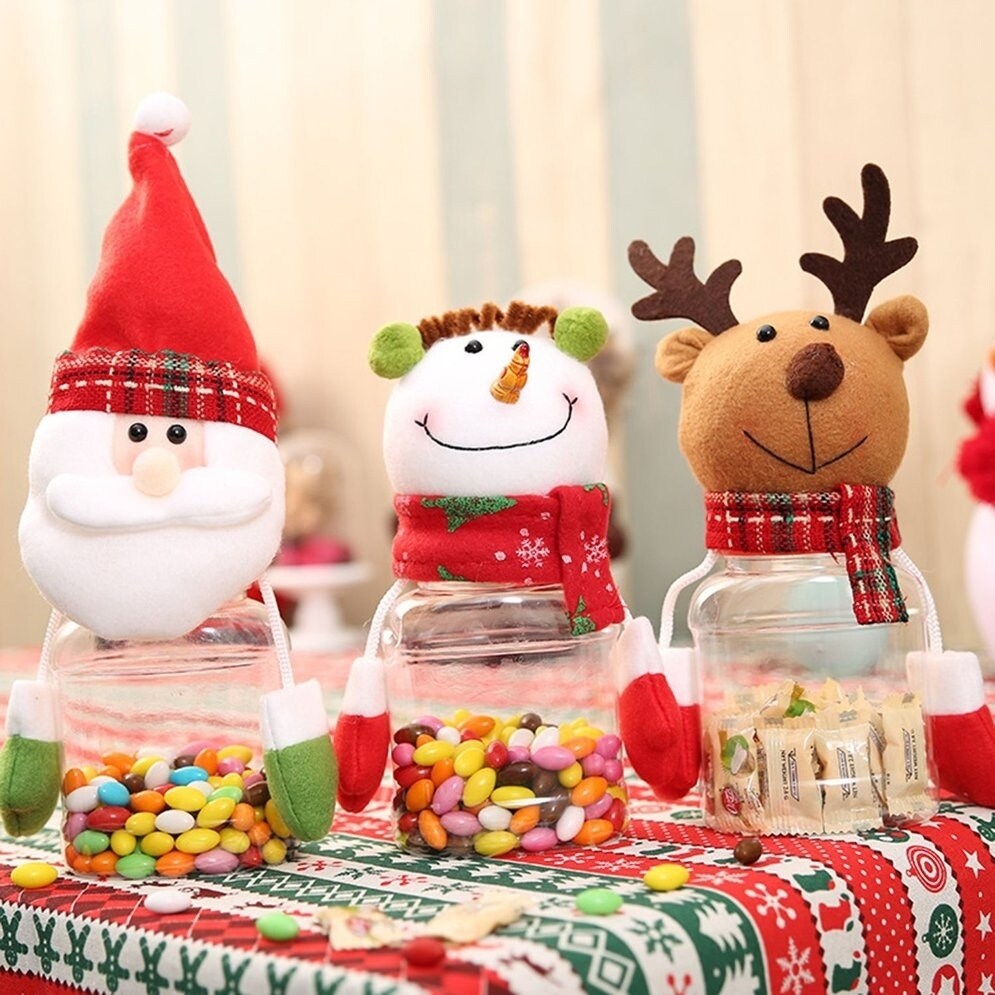 https://ak1.ostkcdn.com/images/products/25745315/Plastic-Candy-Jar-Christmas-Theme-Small-Gift-Bags-Christmas-Tree-Ornaments-881964cf-ed84-4db7-970b-f814ec1c52cd.jpg