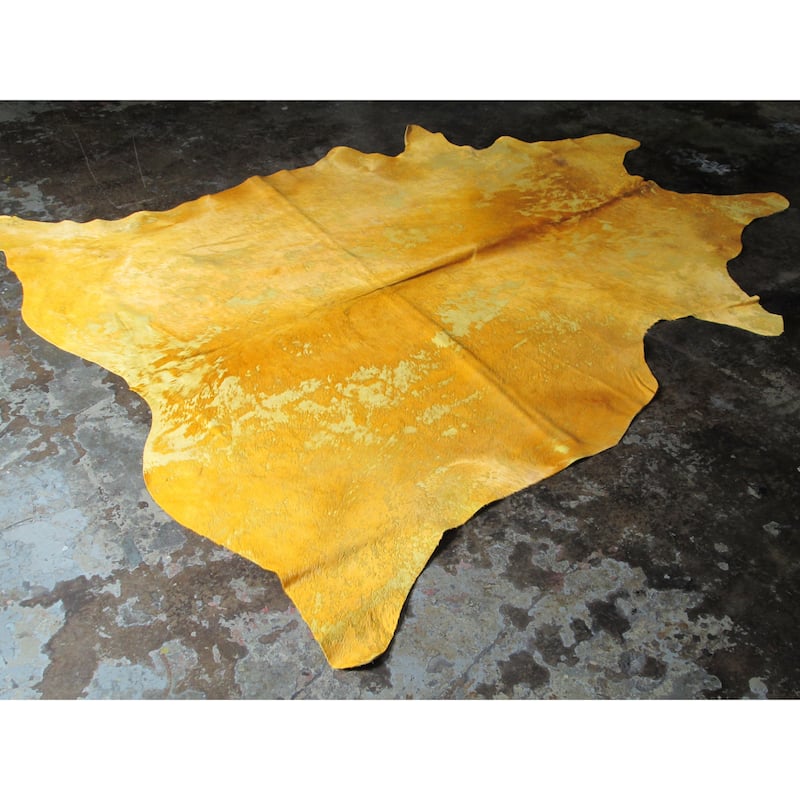 Natural Yellow Cowhide Rug - 6.33' x 7'