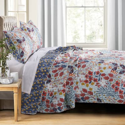 Barefoot Bungalow Perry Reversible Quilt Set