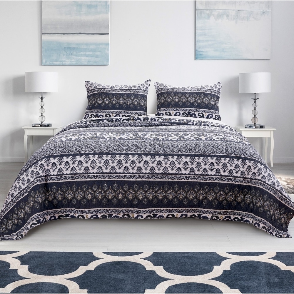 Barefoot Bungalow Quilts and Bedspreads 