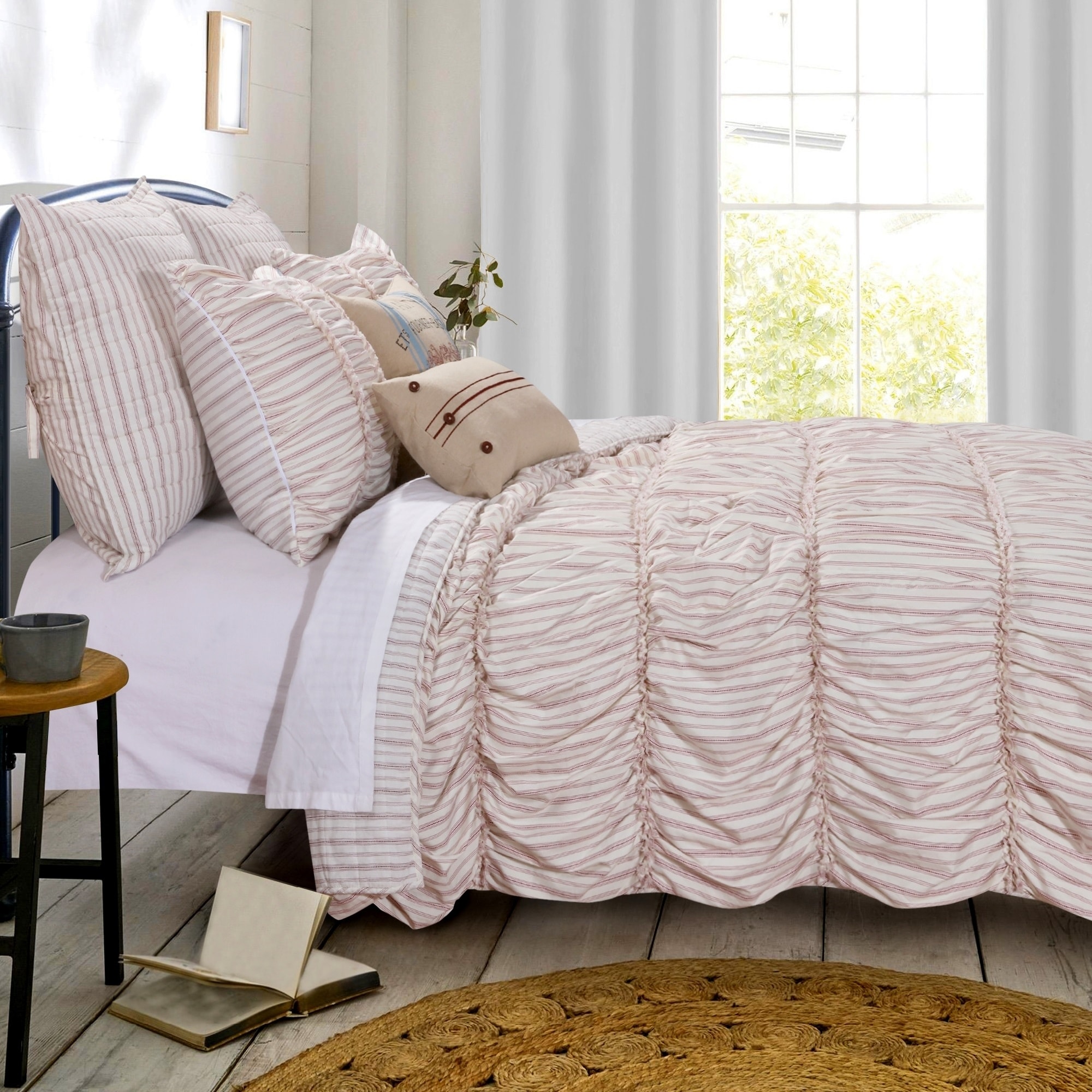 Greenland Home Fashion Farmhouse Chic Reversible Quilt /& Pillow Sham Set Red