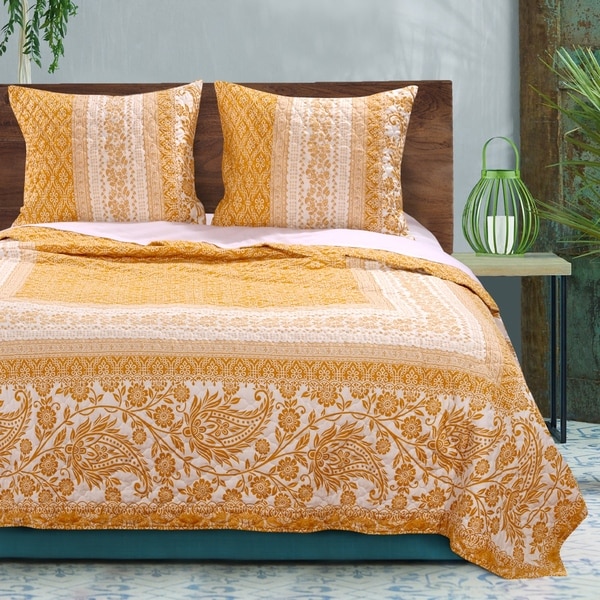 Barefoot Bungalow Mykonos Gold Reversible Quilt Set