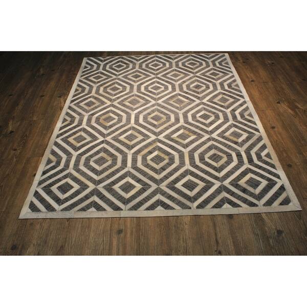 Shop Patchwork Cowhide Rug Grey 7 6 X 9 6 Free Shipping