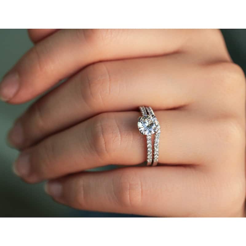 Annello by Kobelli 14k Gold 1-2/5ct.tw Double Prong Solitaire Moissanite and Side Stone Classic Bridal Set (GH/VS)