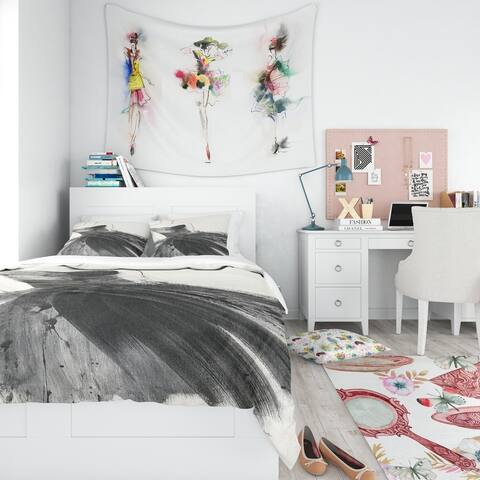 Designart 'Glam and Fashion Feminine III' Teenage Bedding Set - Duvet Cover & Shams