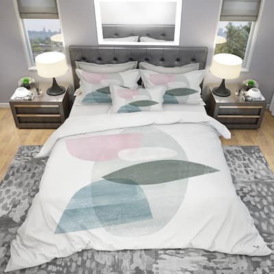 Designart 'Distressed Dream II' Geometric Bedding Set - Duvet Cover & Shams