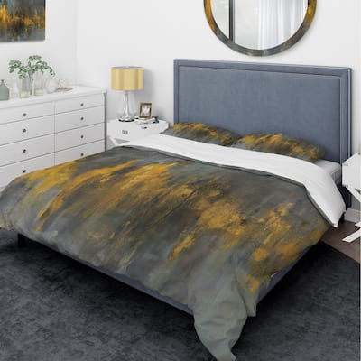 Designart 'Black and Gold Glam Abstract' Glam Bedding Set - Duvet Cover & Shams