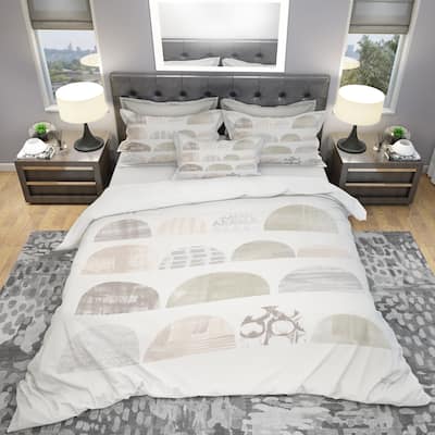 Designart 'Geometric Neutral Form V' Geometric Bedding Set - Duvet Cover & Shams