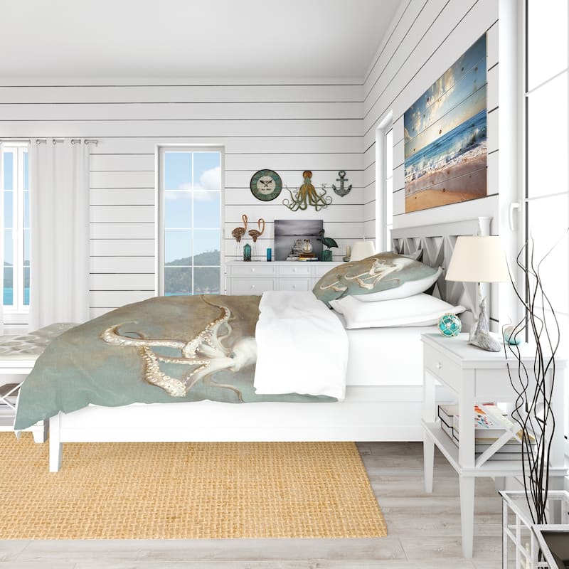 Designart 'Octopus Treasures from the Sea' Coastal Bedding Set - Duvet Cover & Shams