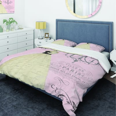 Designart 'French chandeliers Couture II' Glam Bedding Set - Duvet Cover & Shams