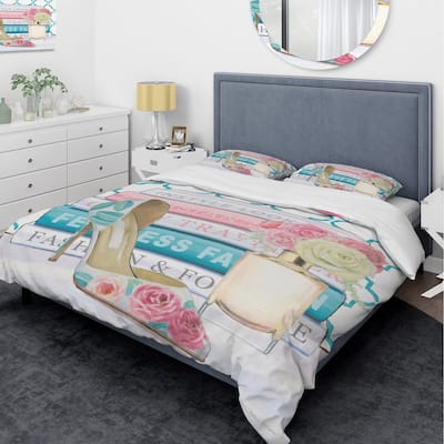 Designart 'Pink Fashion high heels II' Glam Bedding Set - Duvet Cover & Shams