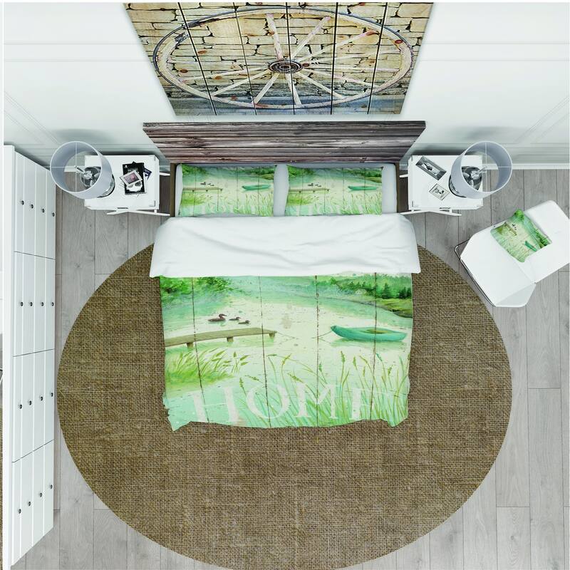 Designart 'Lakeside Boats Welcome Home' Cottage Bedding Set - Duvet Cover & Shams