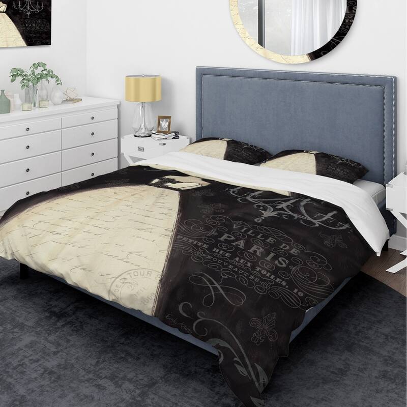 Designart 'French Couture I' Glam Bedding Set - Duvet Cover & Shams - Full/Queen Cover +2 Shams (comforter not included)