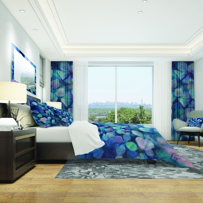 Designart 'Abstract Blue Flower Petals' Geometric Bedding Set - Duvet Cover & Shams