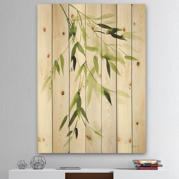 Designart 'Simplist Bamboo Leaves I' Lake House Print on Natural Pine Wood - Green