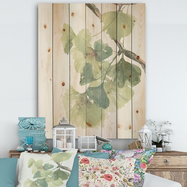 Designart 'Watercolor Gingko Leaves II' Cabin & Lodge Print on Natural Pine Wood - Green