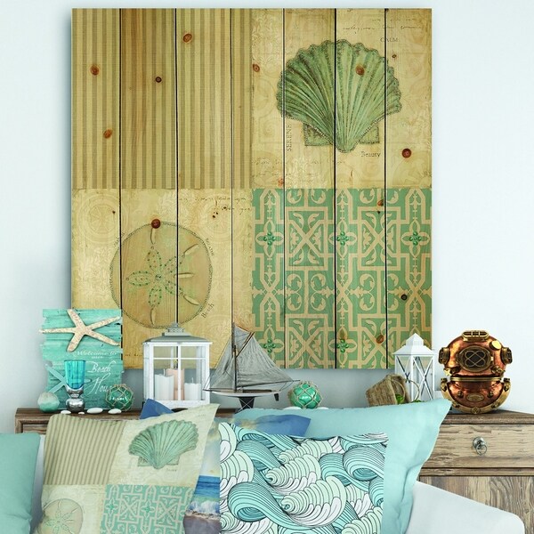 Designart 'Beach Treasures Collage I' Traditional Bathroom Print on Natural Pine Wood - Blue