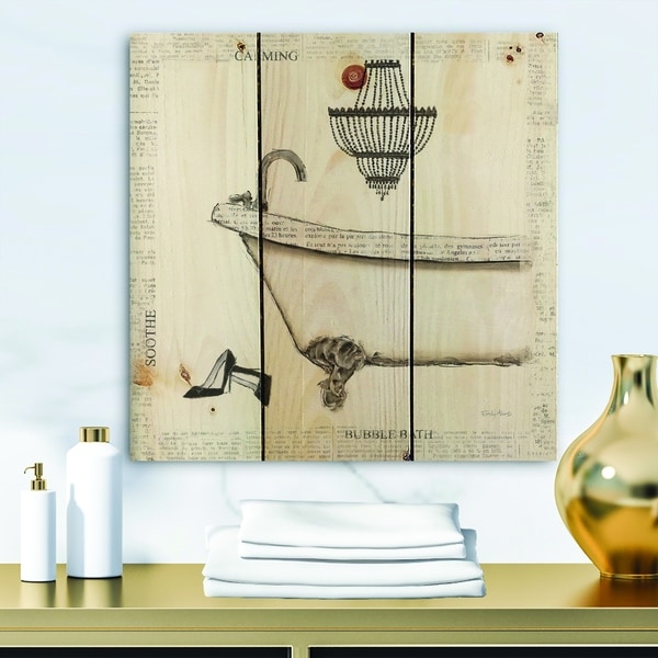 Designart 'Paris Hotel Bathroom VI' Traditional Bathroom Print on Natural Pine Wood - Grey