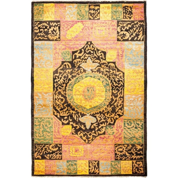 Kaitag, Hand Knotted Area Rug - 5' 10" x 9' 0" - 5'10" x 9'