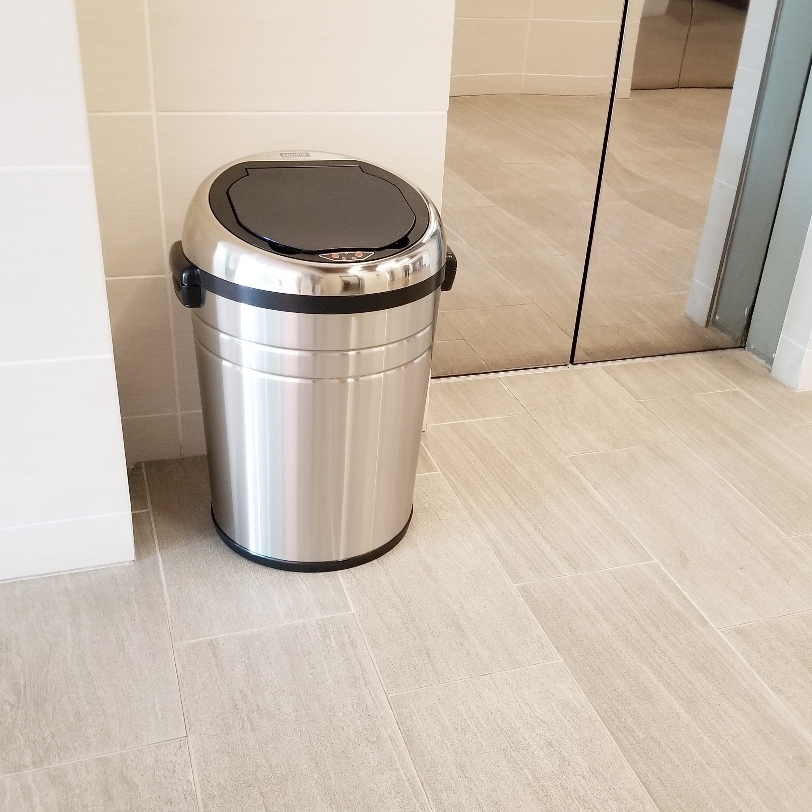 Itouchless Itouchless IT23RC 23-Gallon Stainless-Steel Touchless Trash Can  IT23RC