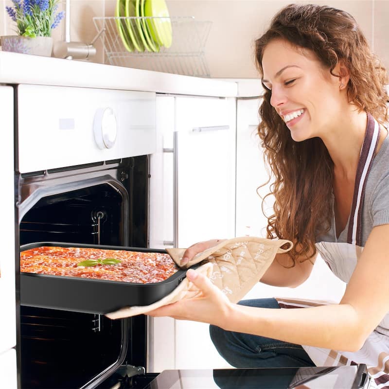 Roasting Pan with Angled Rack Nonstick Oven Roaster by Classic Cuisine