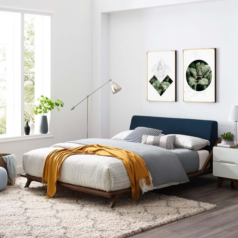 Luella Queen Upholstered Fabric Platform Bed