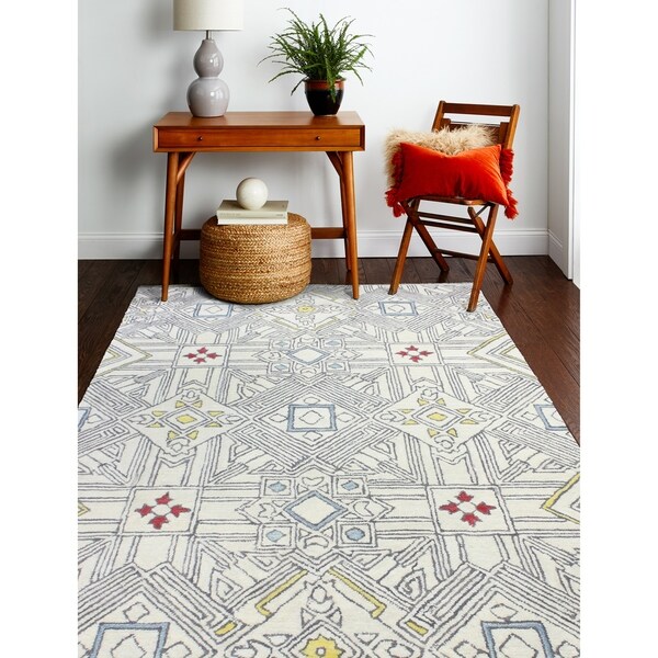 Hand Tufted Hillside Ivory Wool Rug