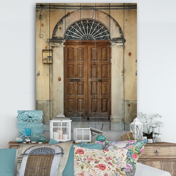 Designart 'Vintage Door in Sicily' Vintage Print on Natural Pine Wood - Brown/White