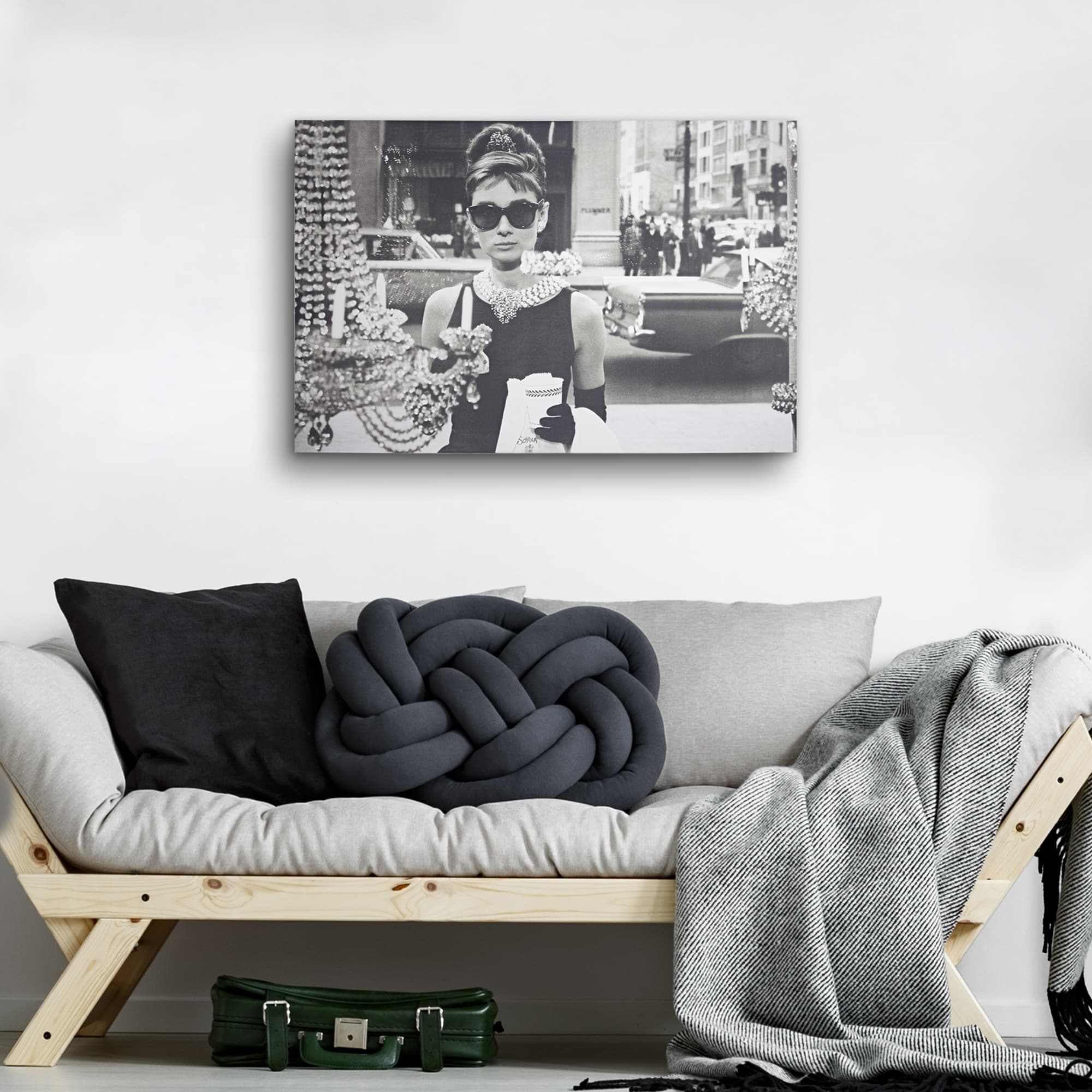 American Art Decor Audrey Hepburn Breakfast At Tiffany S Canvas Art Black