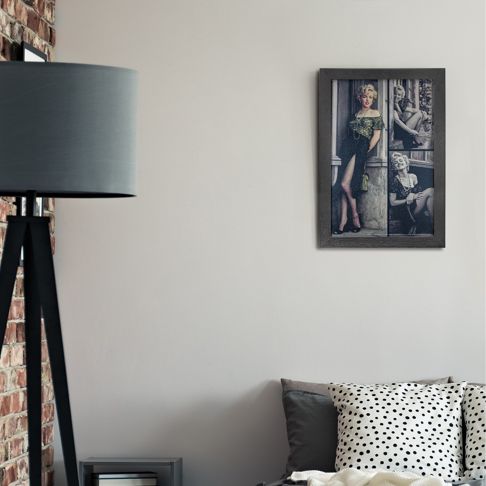 Shop American Art Decor Marilyn Monroe Green Dress Framed Wall Art